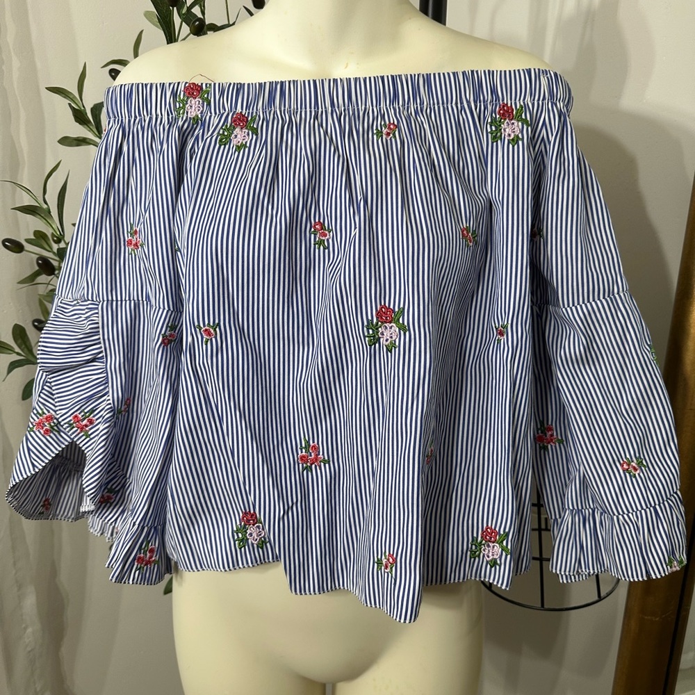Off The Shoulder Floral Top - Picture 1 of 3